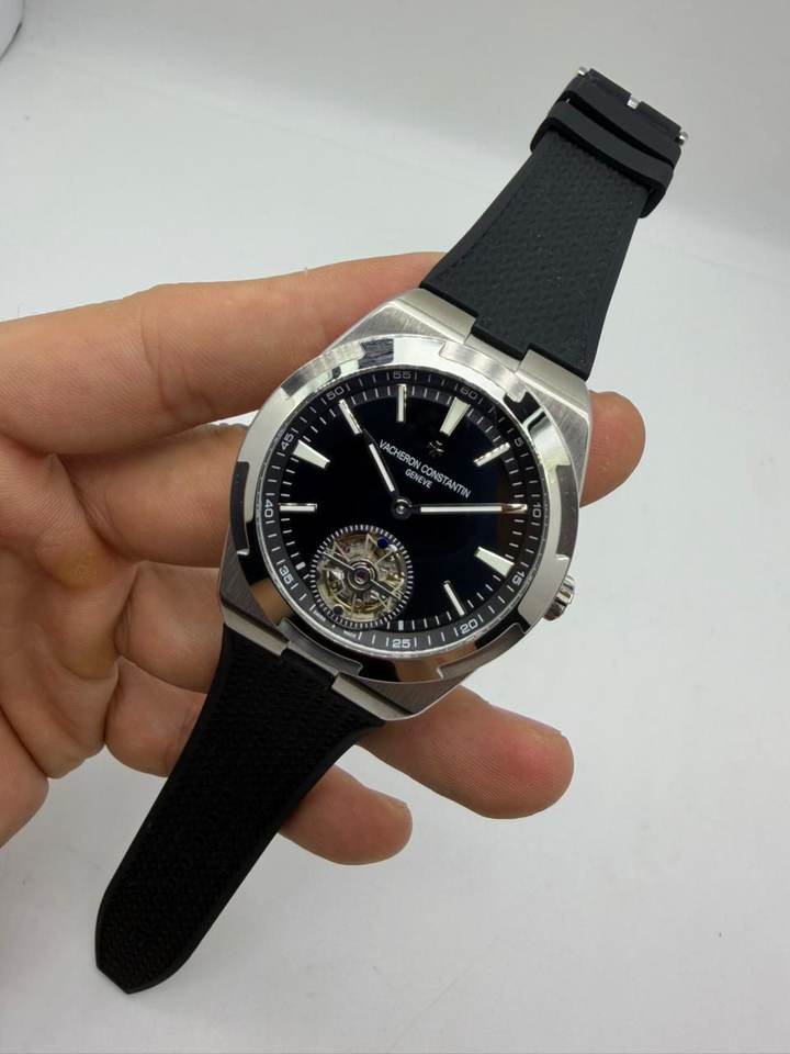 Vacheron Constantin Overseas
